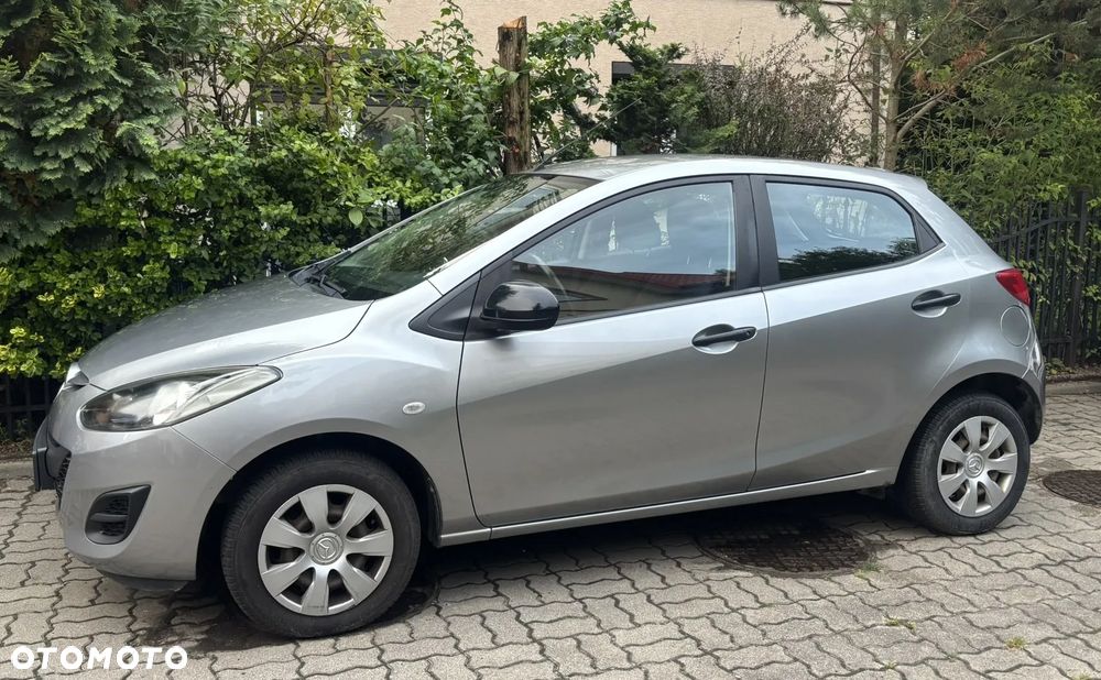 Mazda 2 - 11