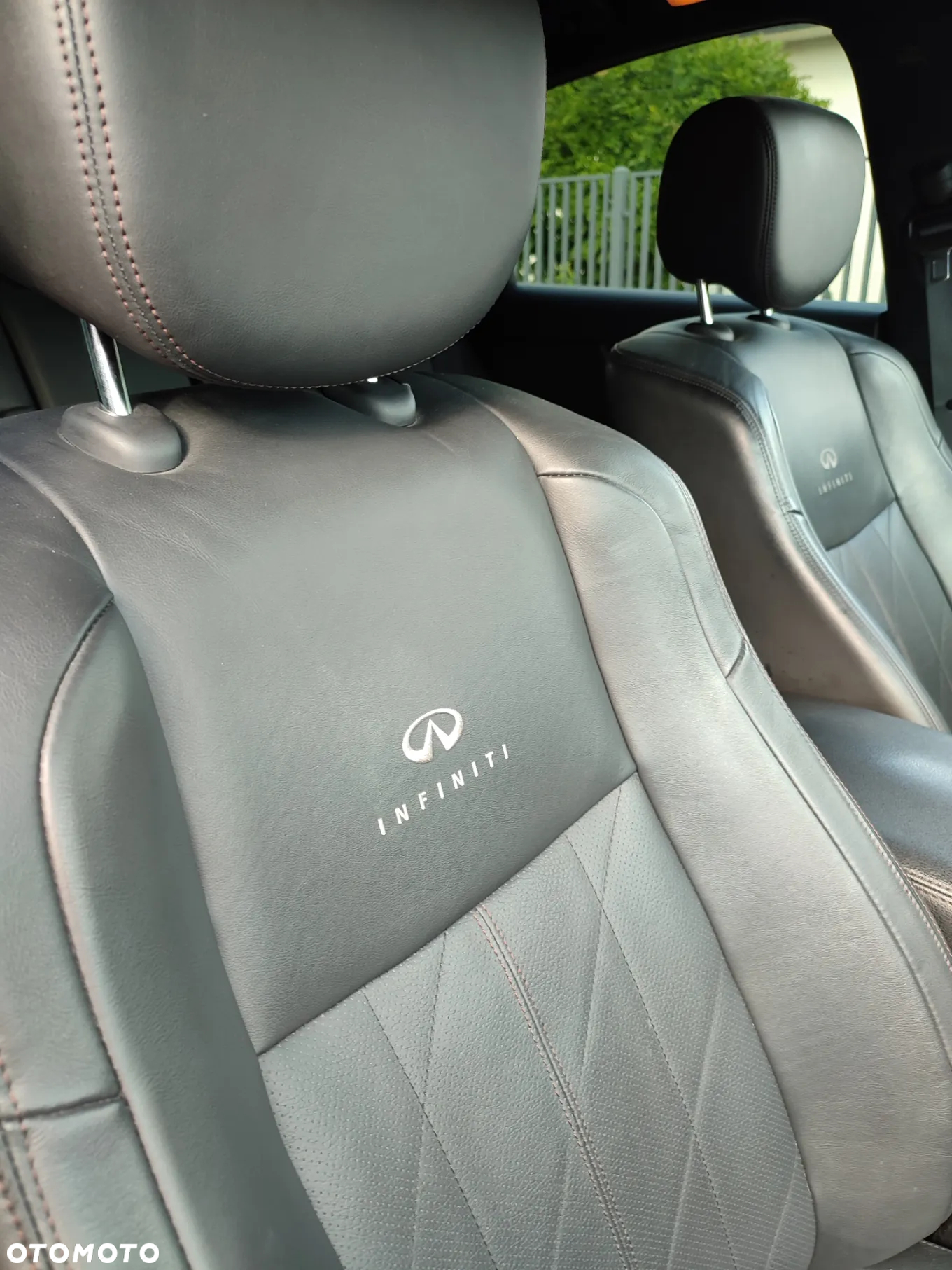 Infiniti QX70 3.0d S Premium - 14