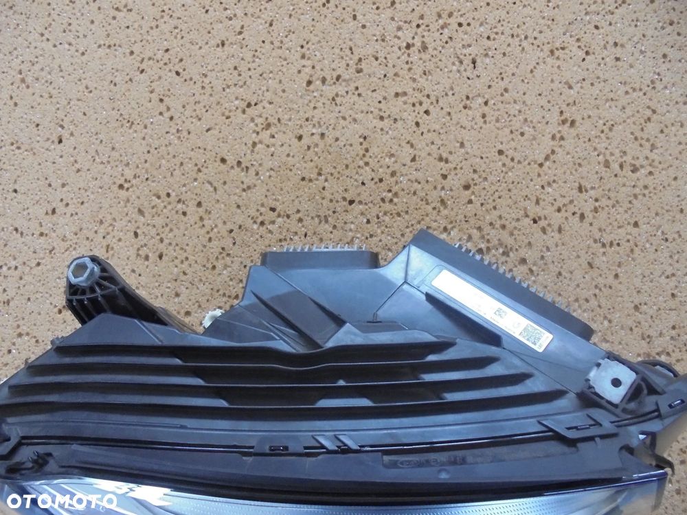 MERCEDES GLC A 253 LAMPA PRAWA FULL LED ILS - 5