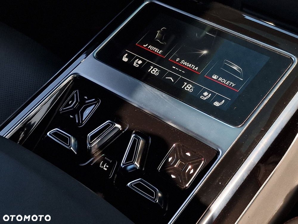 Audi S8 - 18