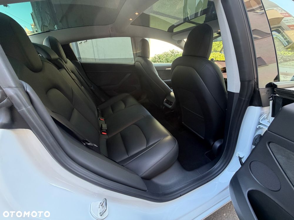 Tesla Model 3 Performance AWD - 8