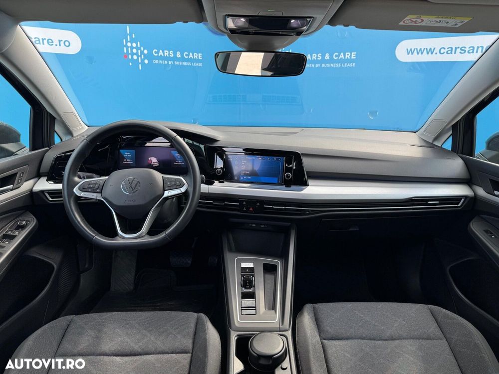 VOLKSWAGEN Golf 2023 — imagine 5