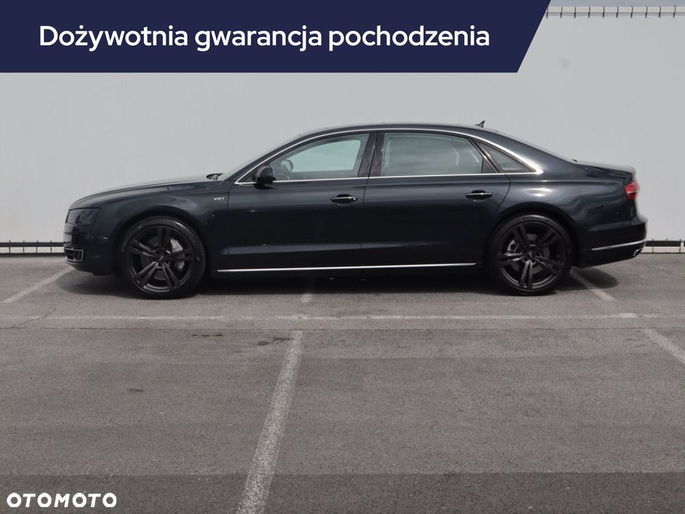 Audi A8 - 4