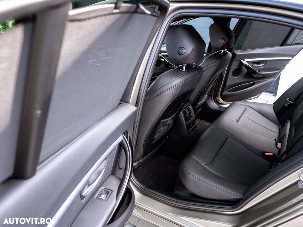 BMW Seria 3 330e iPerformance Sport Line - 38