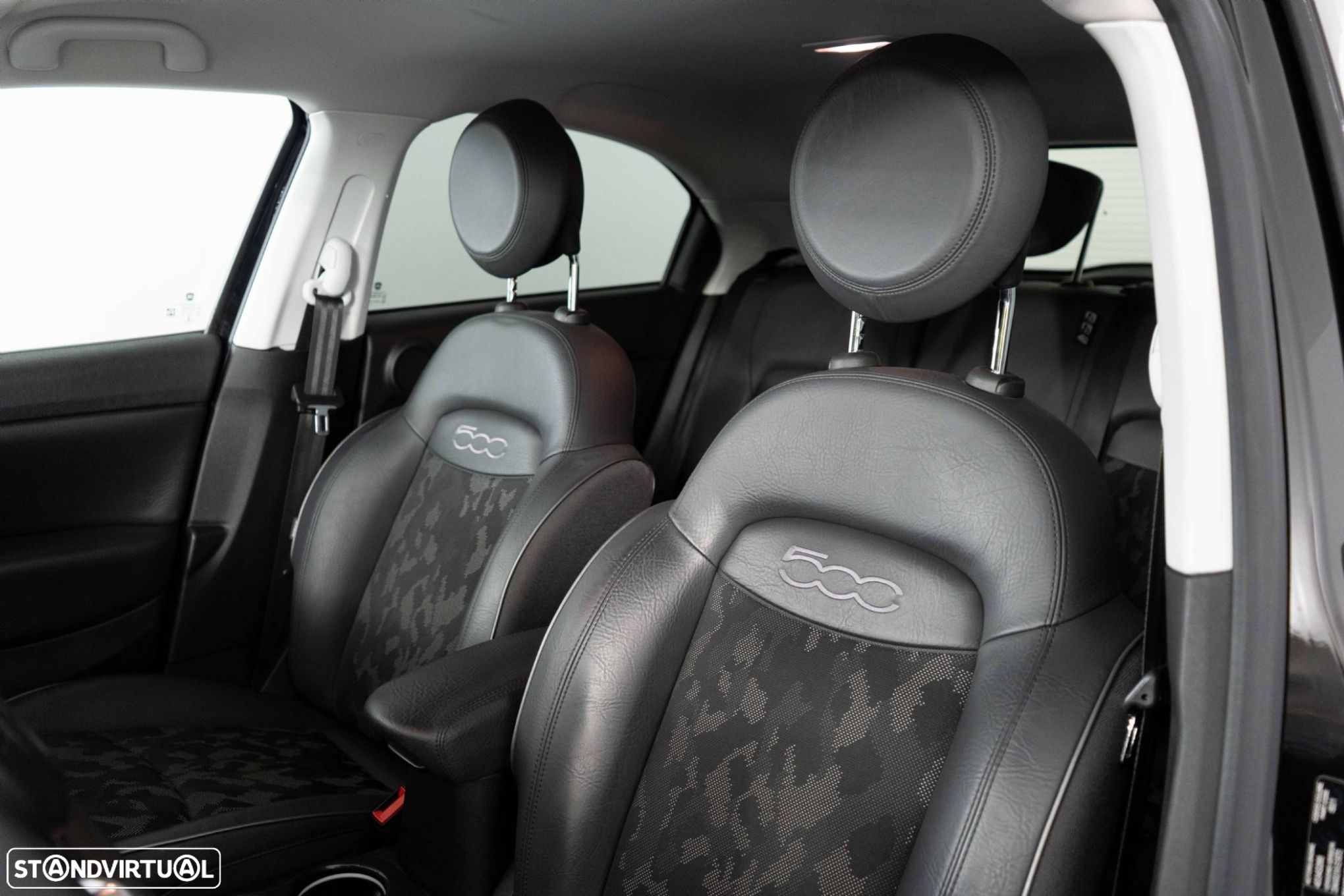 Fiat 500X 1.3 MJ City Cross - 8