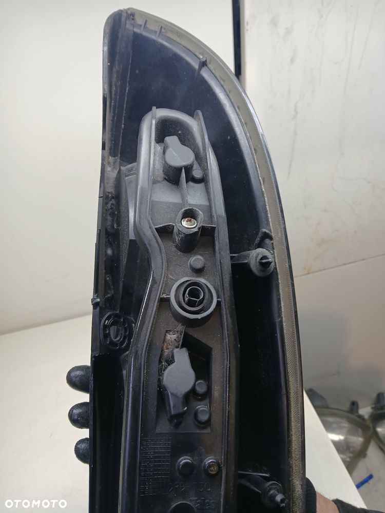 Opel Corsa C lampy tylne, lewa, prawa. - 11