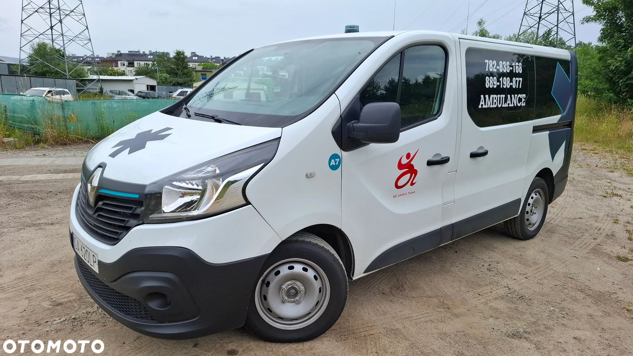 Renault Trafic - 1