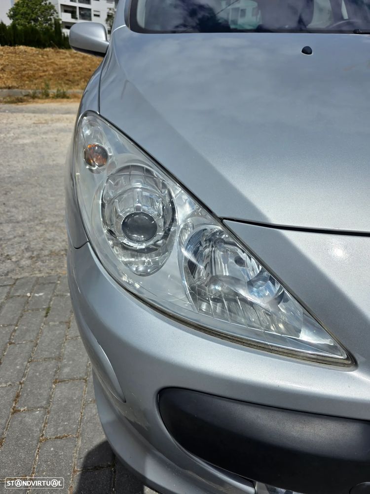 Peugeot 307 SW 1.6 HDi Executive - 13