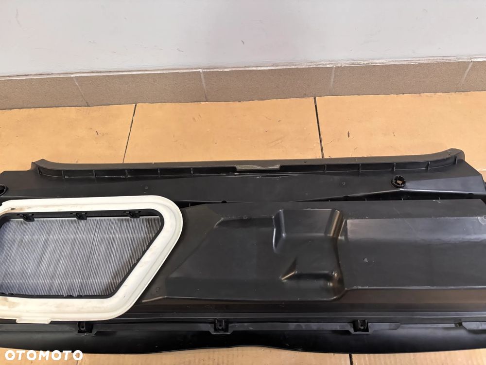 TESLA Y KIEROWNICA POWIETRZA + FILTR 1601581-28-C EUROPA - 10