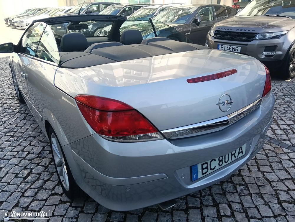 Opel Astra 1.8 Sport - 22