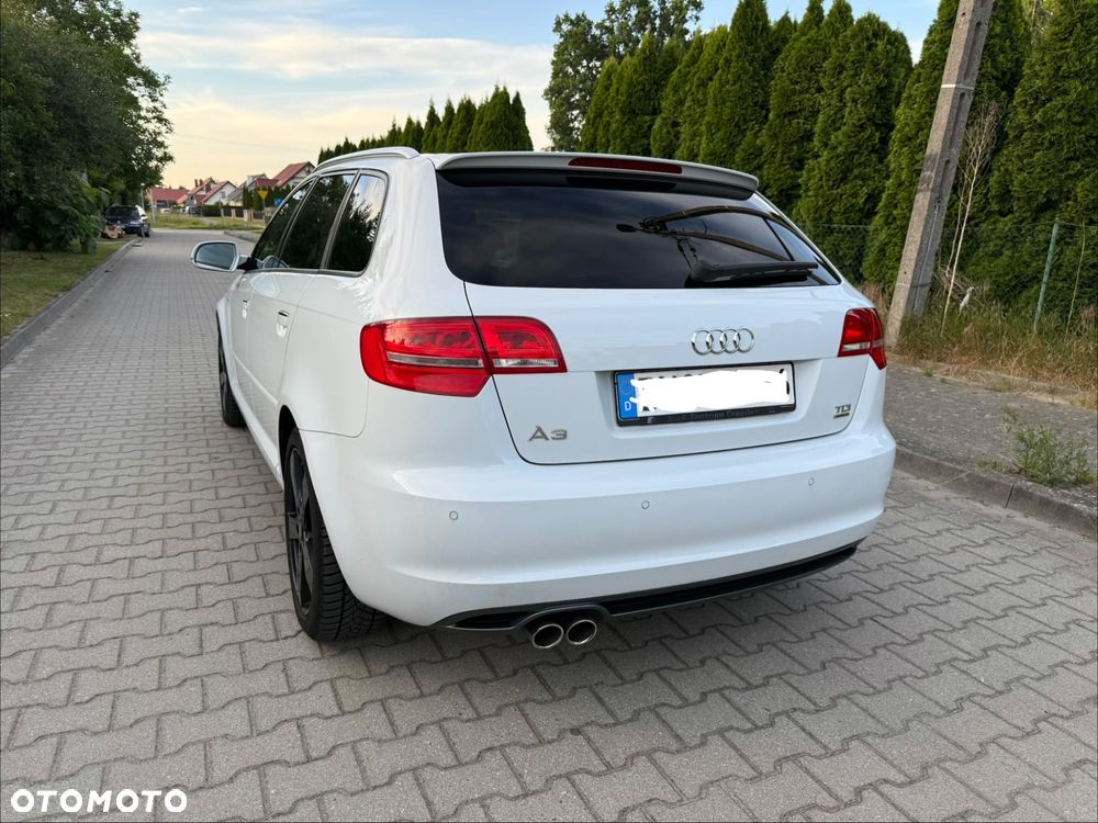 Audi A3 Sportback 2.0 TDI DPF quattro S line Sportpaket (plus) - 5