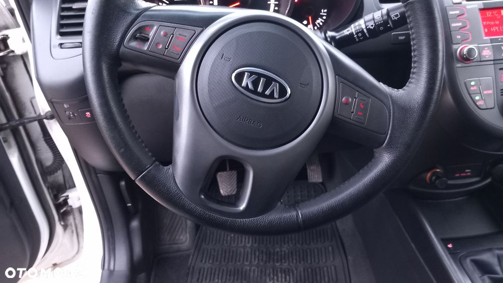 Kia Soul 1.6 CRDI White Collection - 15