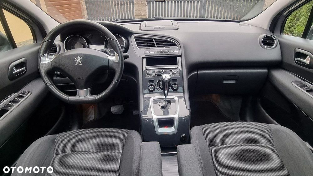 Peugeot 5008 - 14