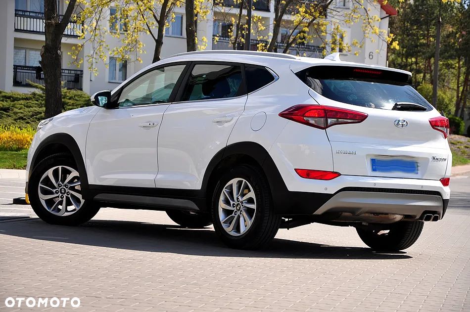 Hyundai Tucson 2.0 CRDI BlueDrive GO Plus 2WD - 7