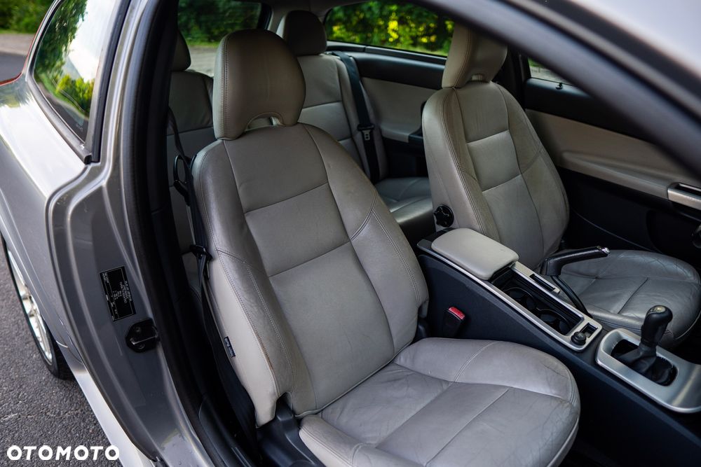 Volvo C30 2.0D Summum - 12