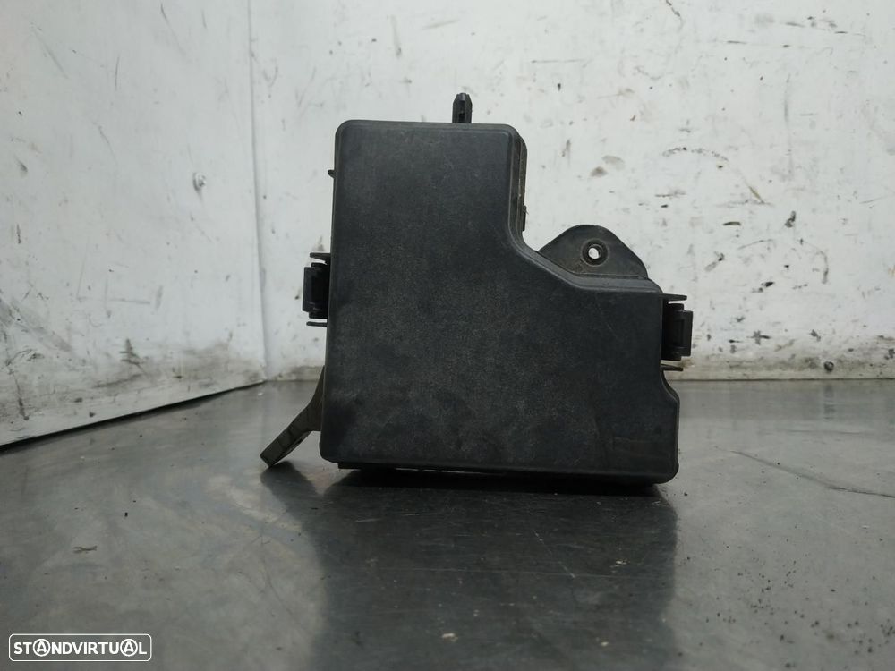 CAIXA DE RELES FUSÍVEIS HYUNDAI VELOSTER FS - 1