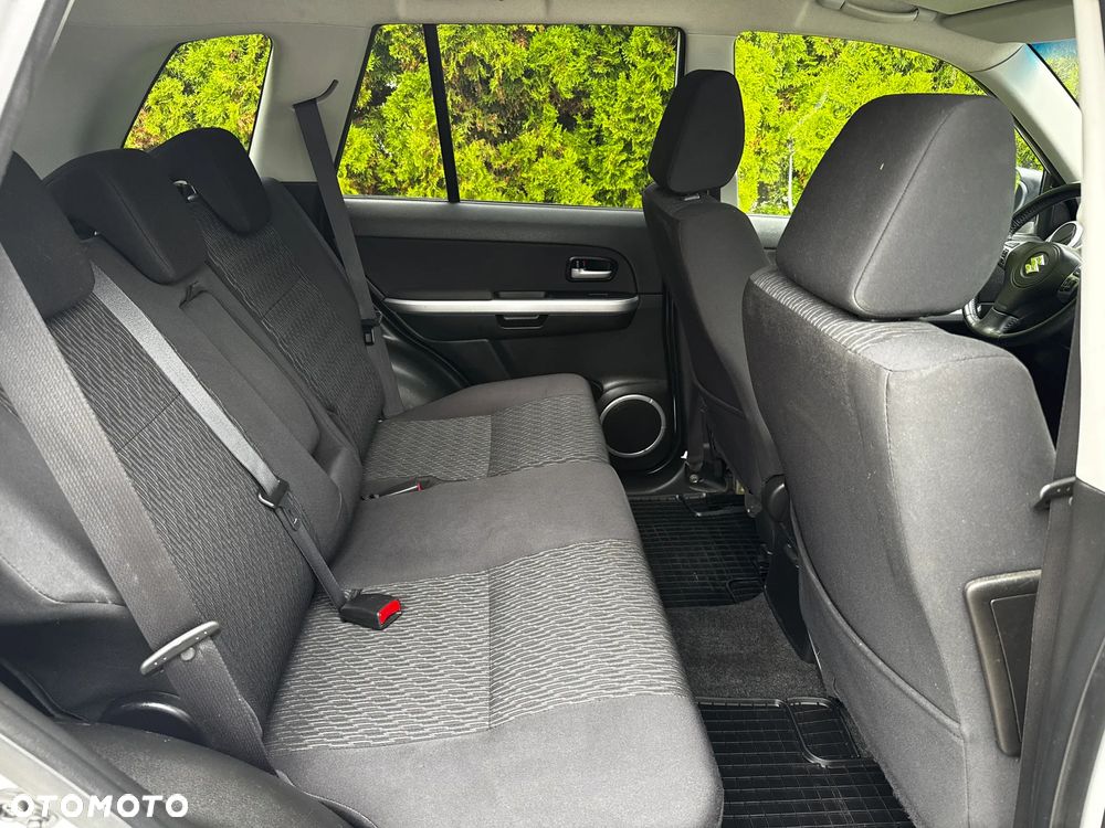 Suzuki Grand Vitara 1.9 DDiS Comfort DPF Limited - 25