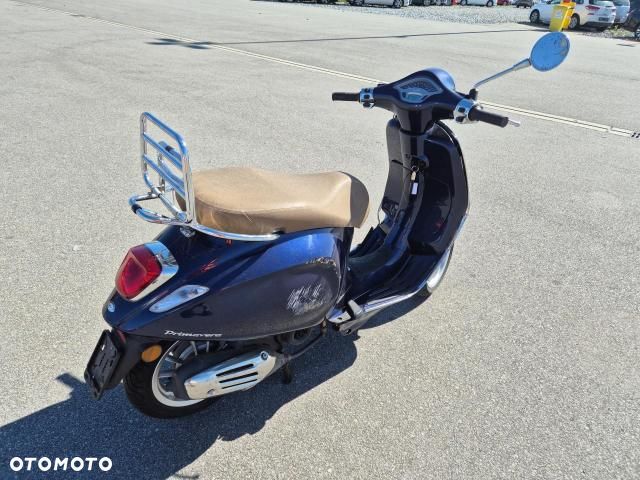 Piaggio Vespa - 4