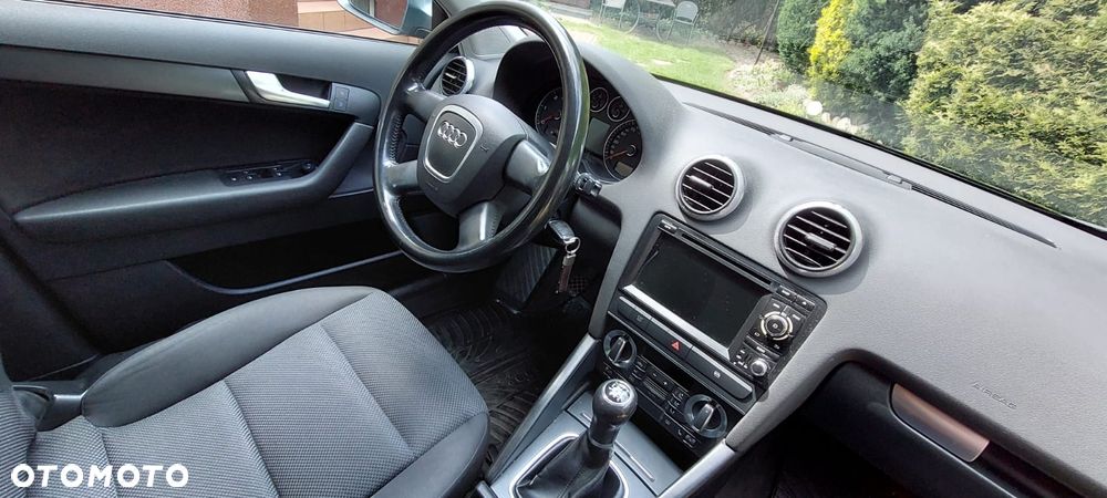 Audi A3 Sportback 2.0 TDI DPF Ambition - 19