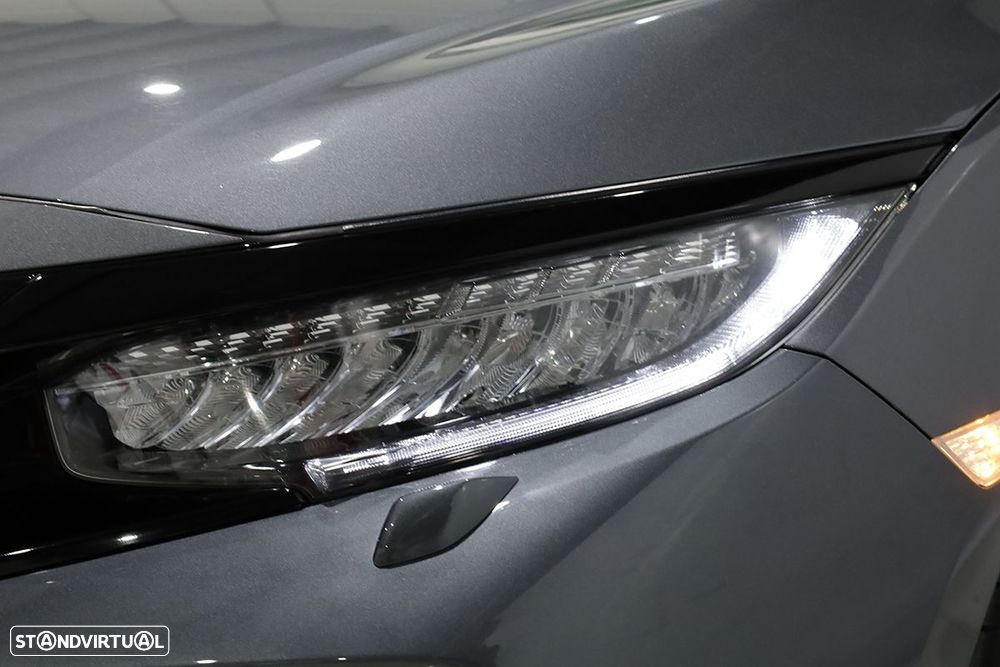 Honda Civic 1.0 i-VTEC Executive Premium CVT - 6