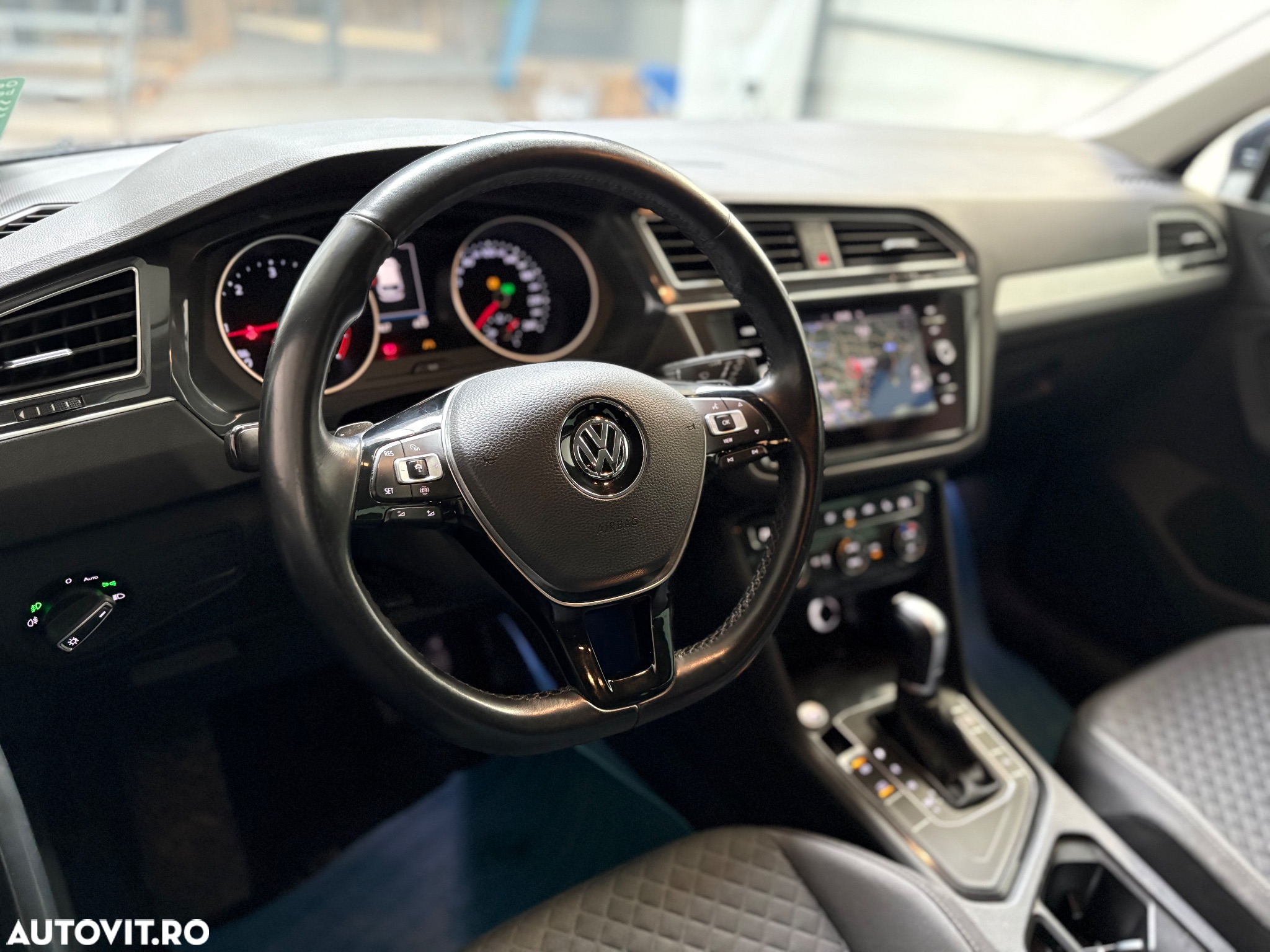 Volkswagen Tiguan 2.0 TDI DPF DSG Comfortline - 19