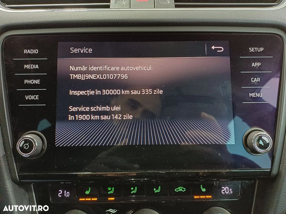 Skoda Octavia Combi Diesel 2.0 TDI DSG Style - 20