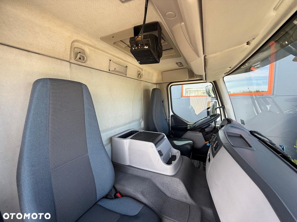 Volvo FE FL FM 18.260 // 4x2 // wywrotka 3-stronna 5,2 m // Klima !! Kipper !! - 29