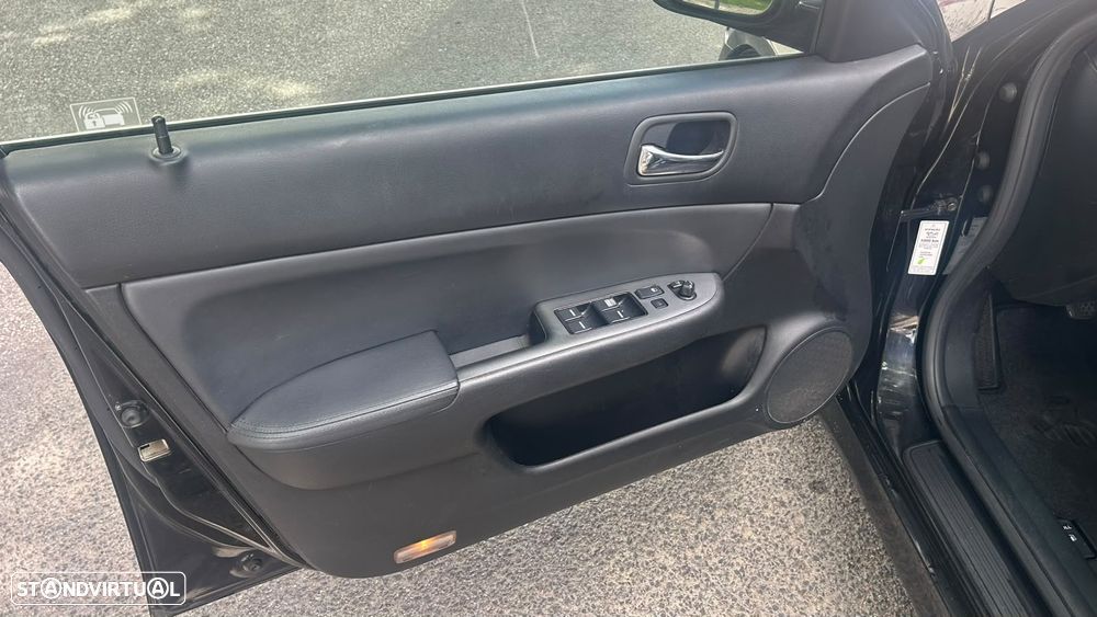 Honda Accord Tourer 2.2 i-CTDi Executive - 11