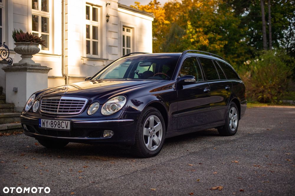 Mercedes-Benz Klasa E 320 4-Matic T Elegance - 1