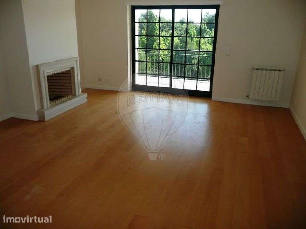 Apartamento T2 para arrendamento - Grande imagem: 2/19