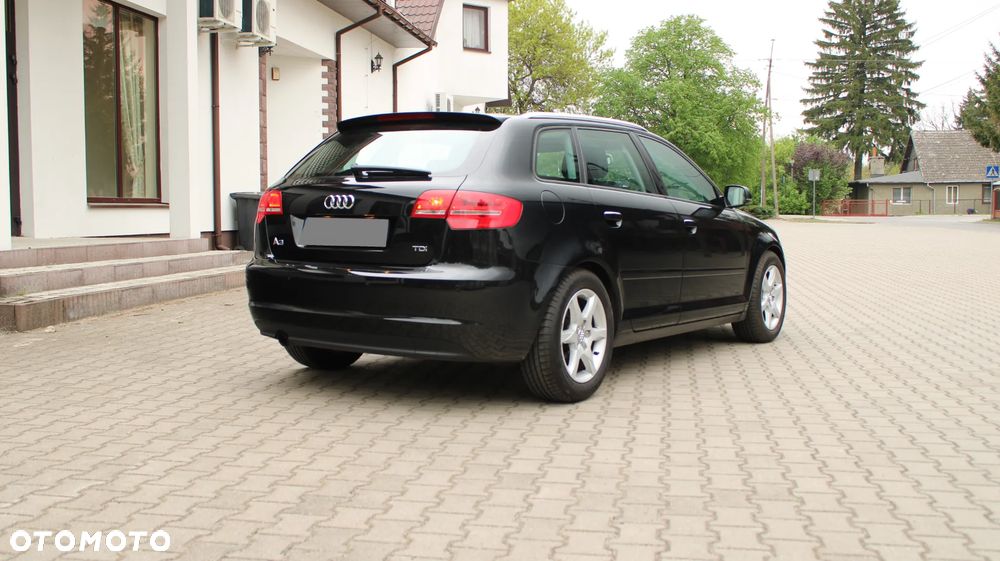 Audi A3 Sportback 1.6 TDI Attraction - 13