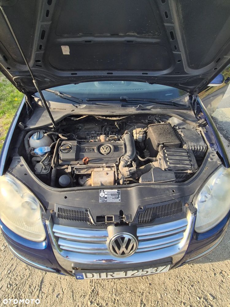 Volkswagen Golf 1.4 TSI Trendline - 8
