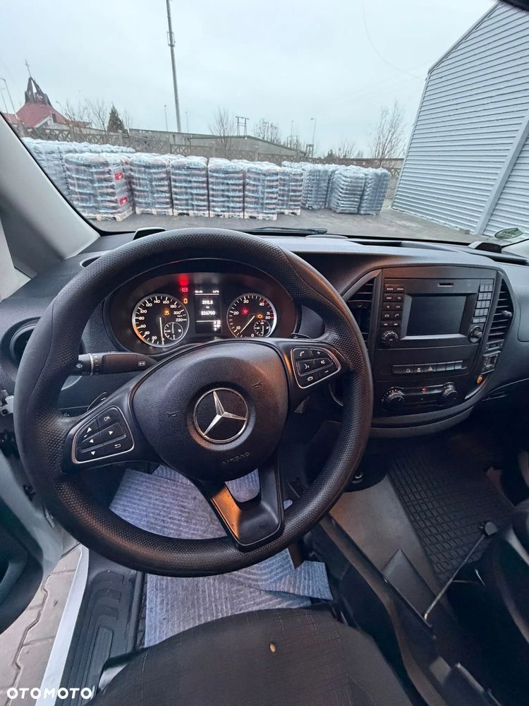 Mercedes-Benz VITO - 13