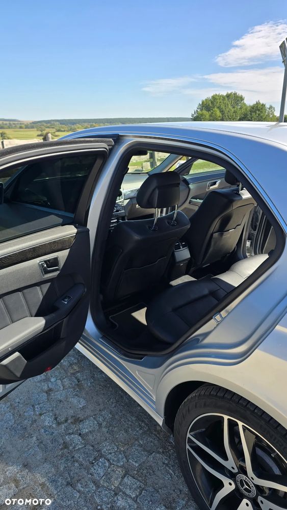 Mercedes-Benz Klasa E 220 CDI BlueEff Avantgarde - 6