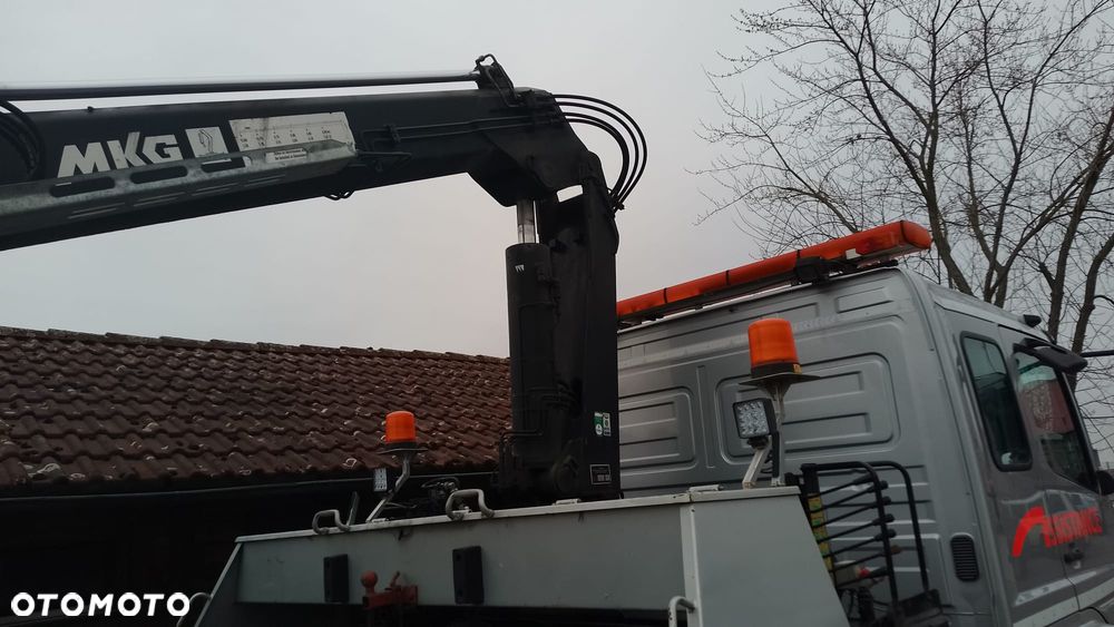 Mercedes-Benz 18 225 - 15