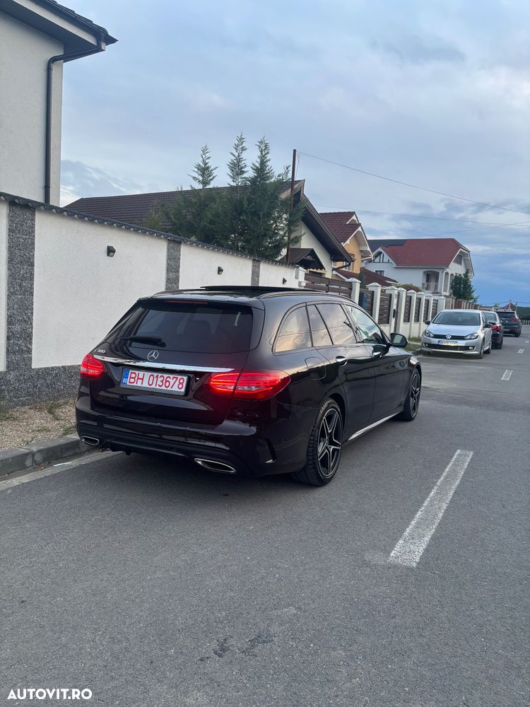 Mercedes-Benz C 300 9G-TRONIC AMG Line - 2