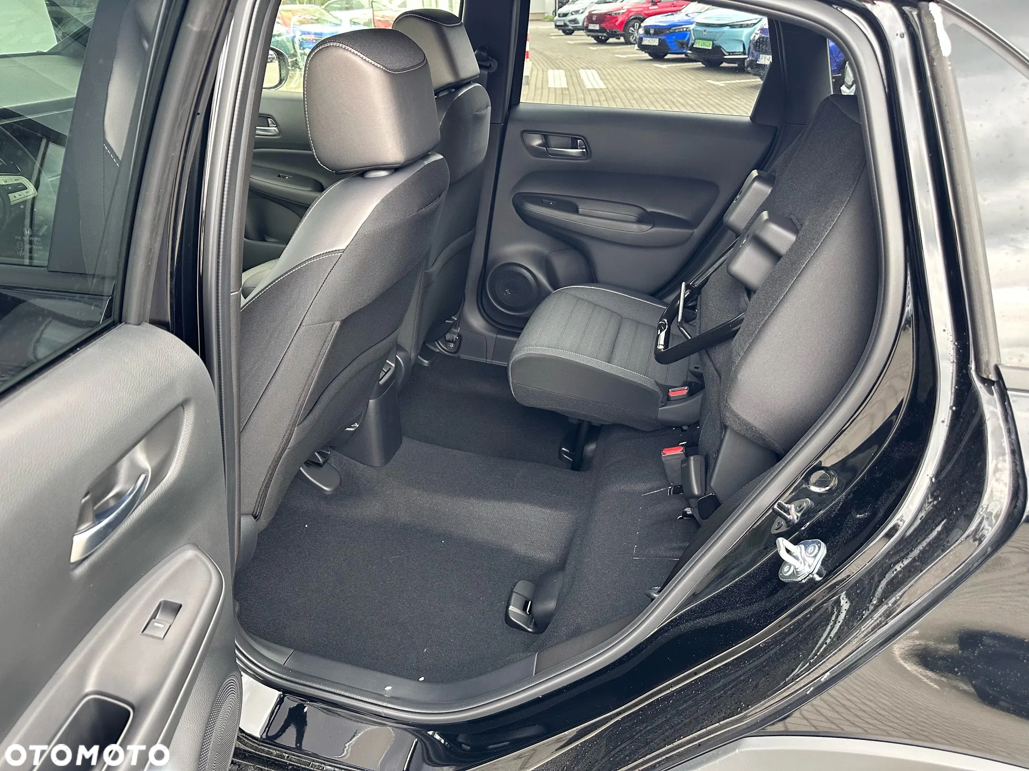 Honda Jazz 1.5 i-MMD Crosstar Advance - 10