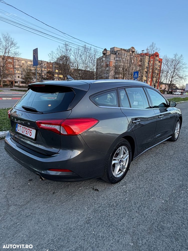 Ford Focus 1.5 TDCi DPF Start-Stopp-System Aut. Business - 15