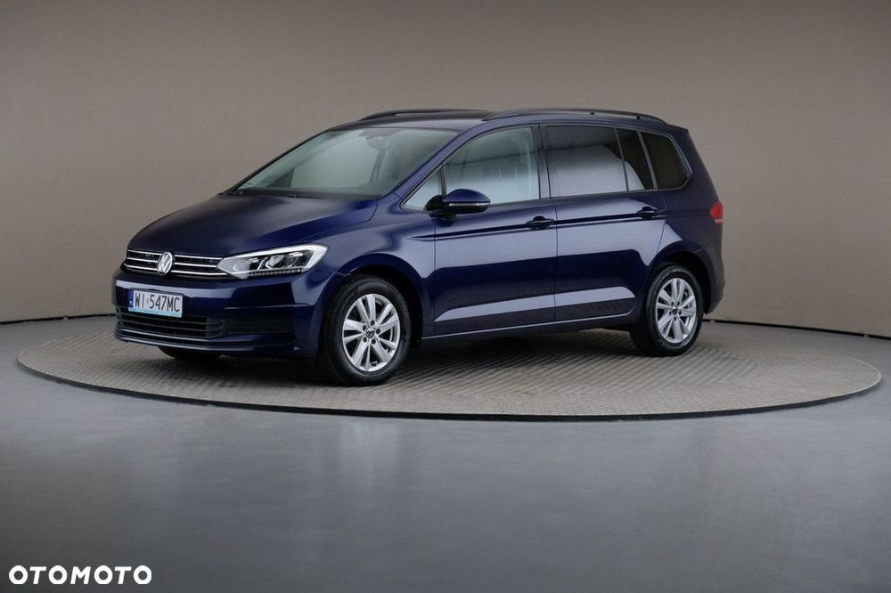 Volkswagen Touran - 1