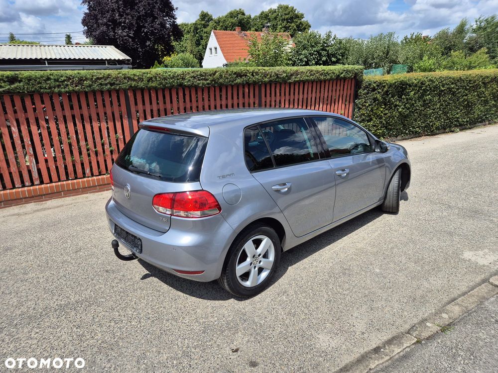 Volkswagen Golf 1.2 TSI Team - 6