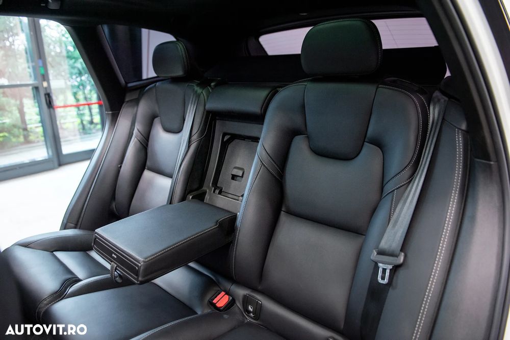 Volvo XC 60 T8 Twin Engine AWD Inscription - 8