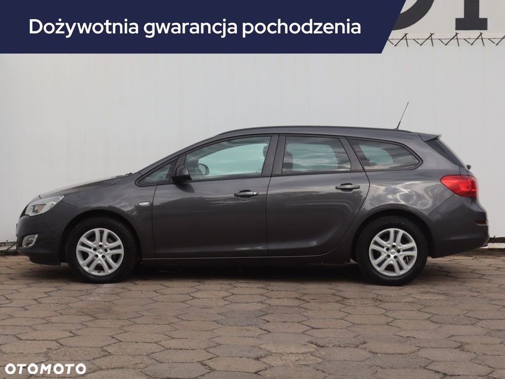 Opel Astra 2012 photo 3