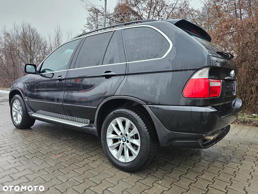 BMW X5 4.4i - 4