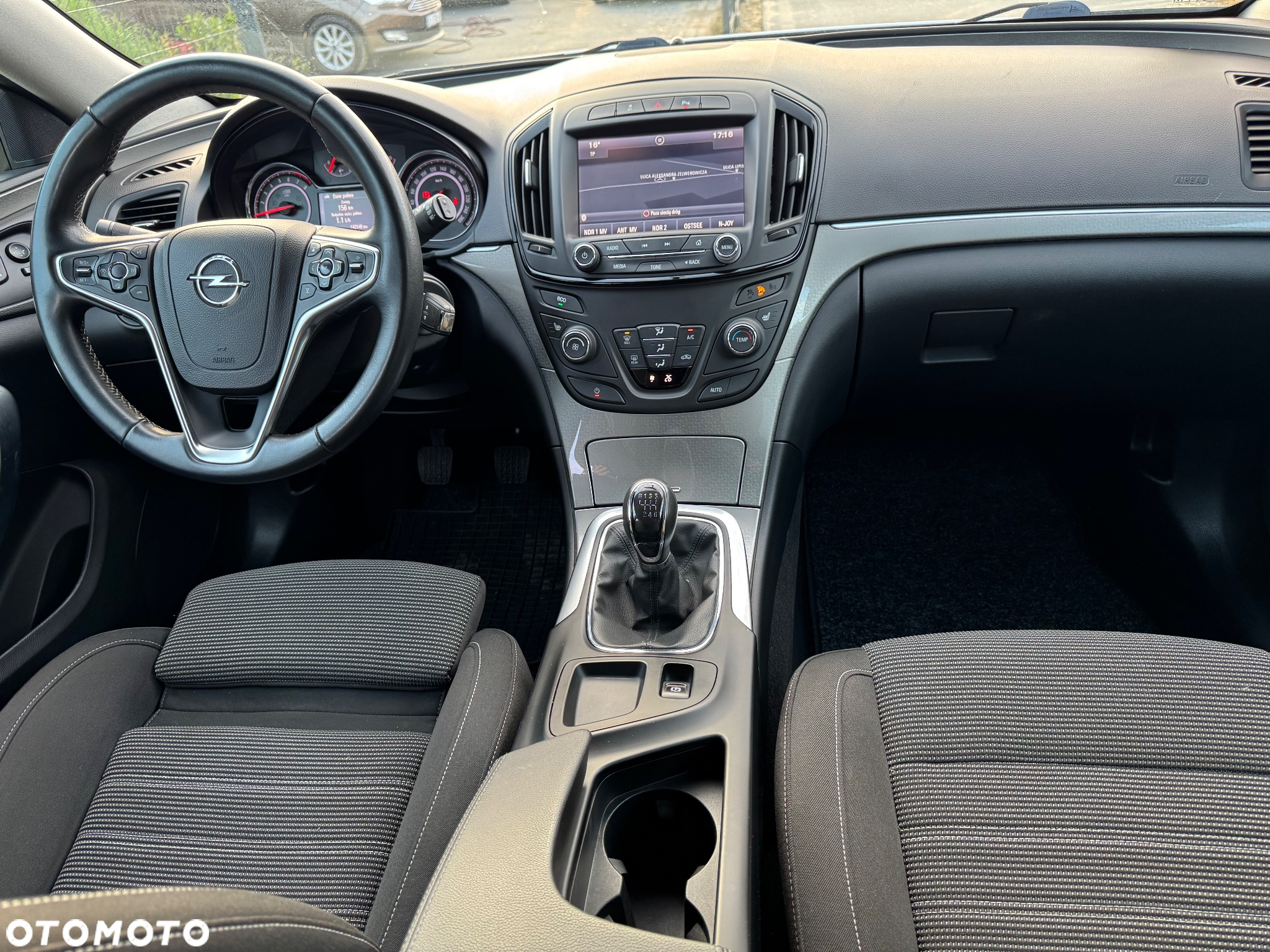 Opel Insignia 1.4 T Executive S&S - 25