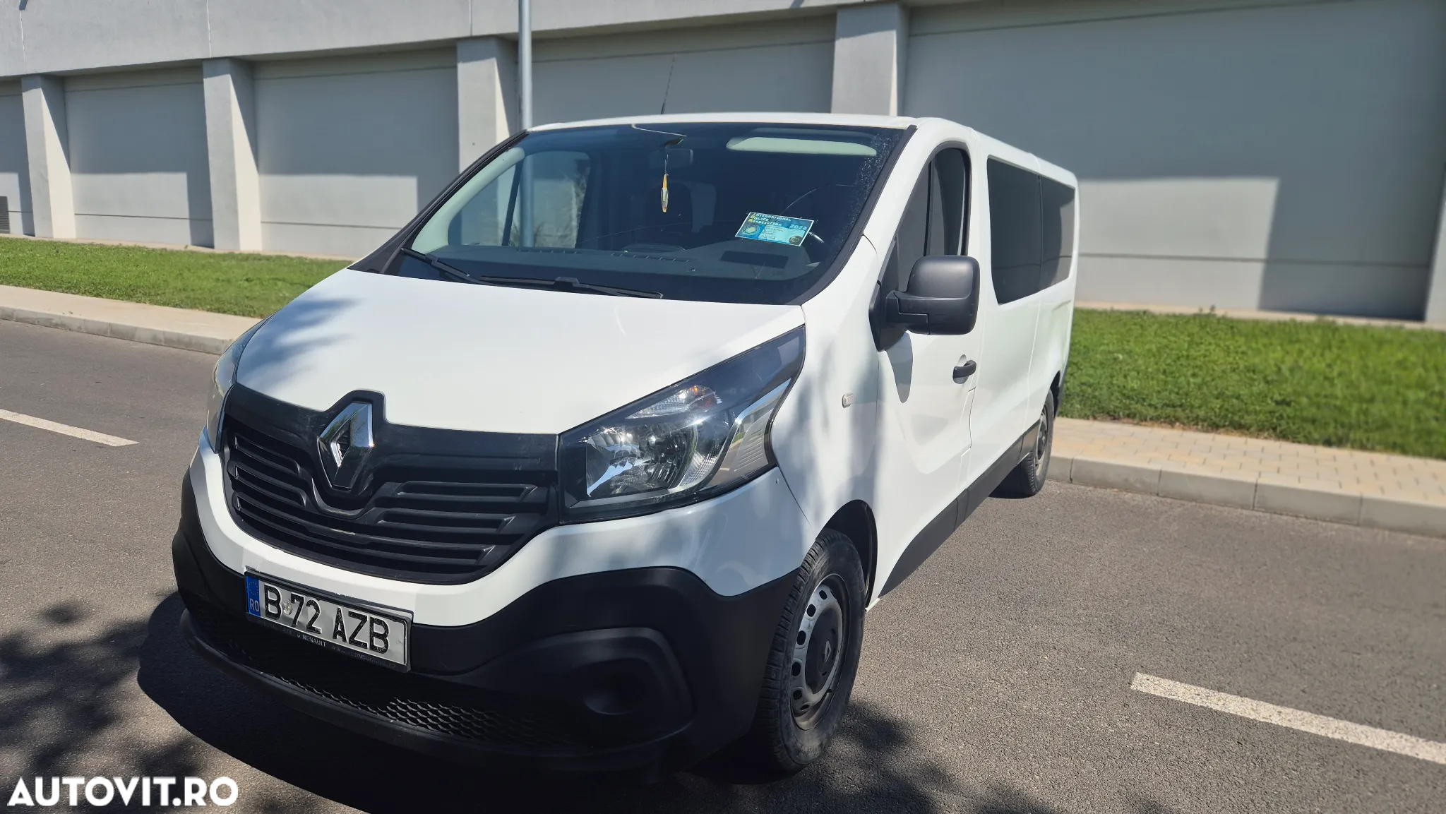 Renault Trafic Combi L2H1 1.6 dCi 95 8+1 Authentique - 10