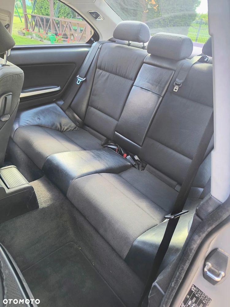 BMW Seria 3 325Ci - 30