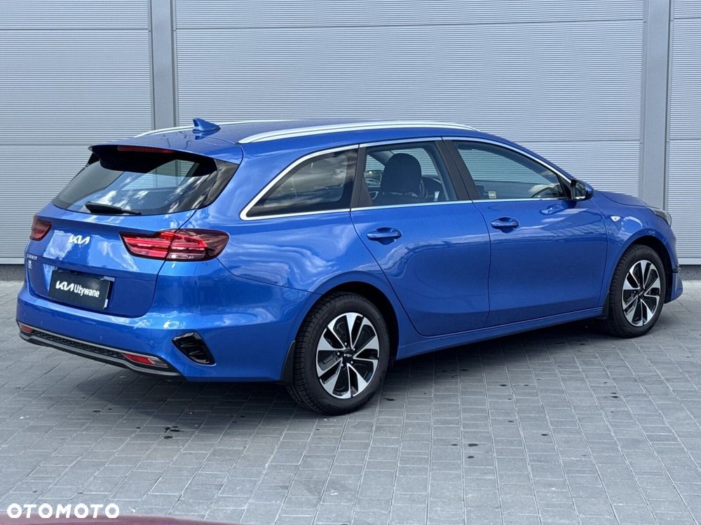 Kia Ceed 1.5 T-GDI M DCT - 11