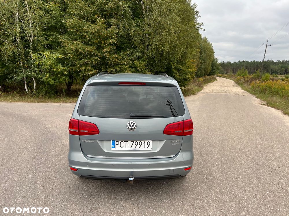 Volkswagen Sharan 2.0 TDI DSG BlueMotion Technology Comfortline - 8