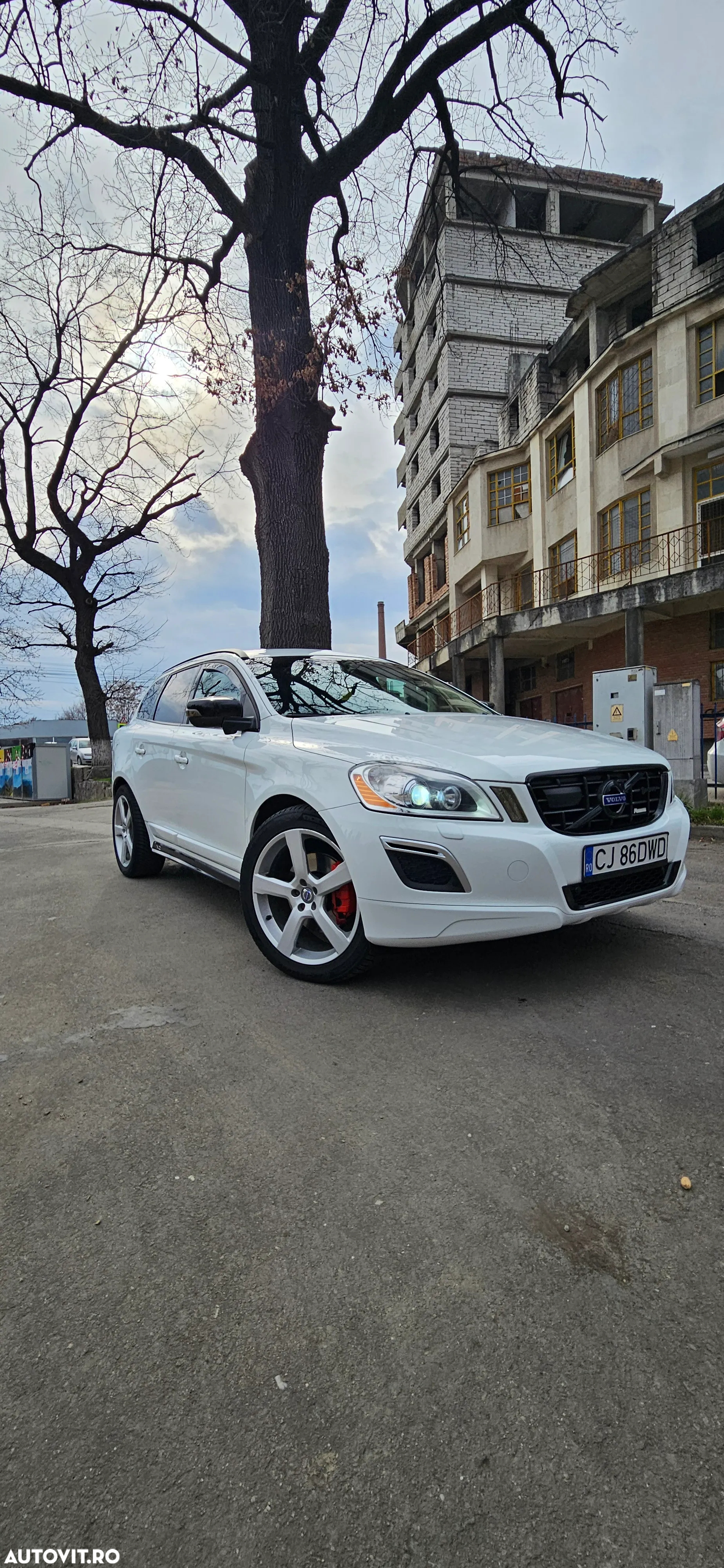 Volvo XC 60 D5 AWD Aut. RDesign - 2