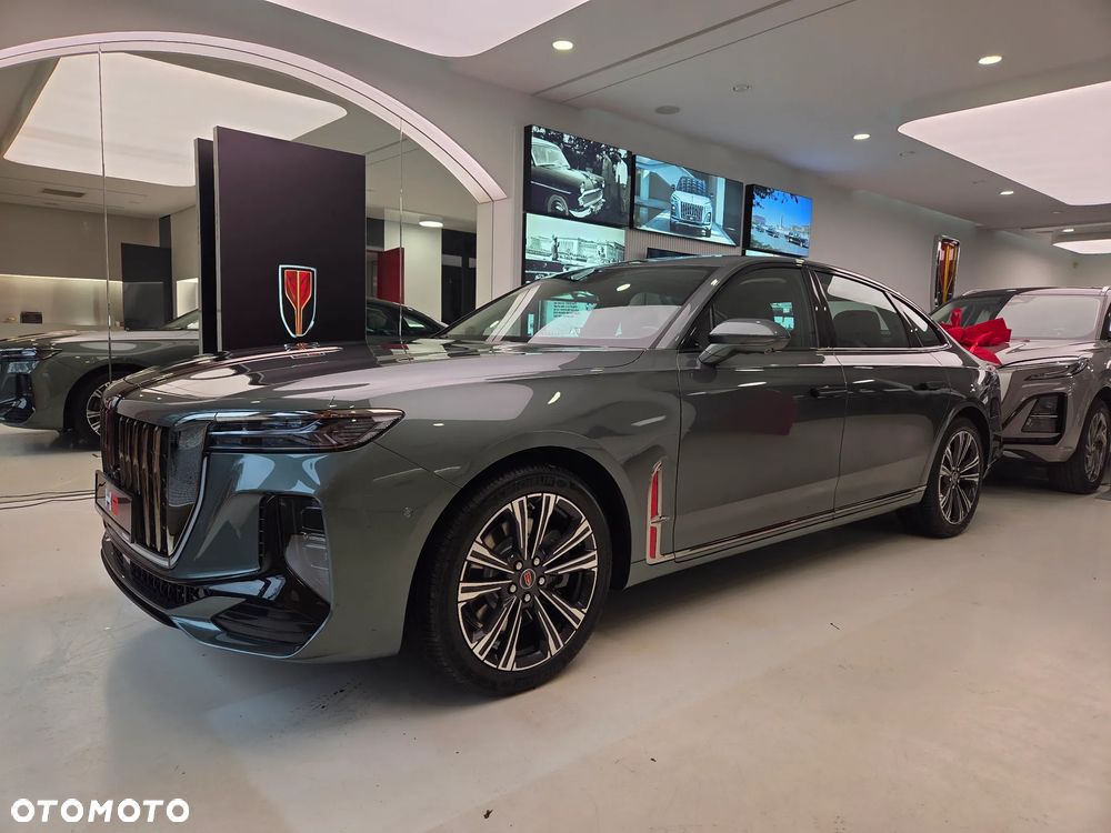 Hongqi H9 2.0T Deluxe - 2